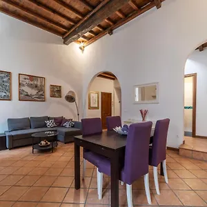  Apartment Pantheon Charming